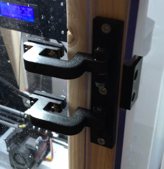 Lack Enclosure Hinge