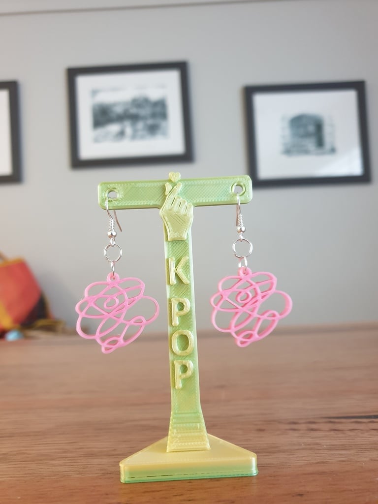 K-Pop earring display stand