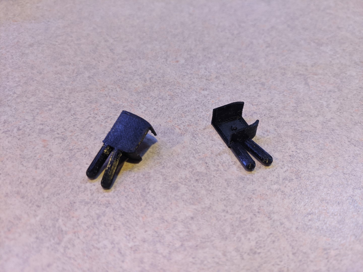 Moonlander thumb cluster mini-leg