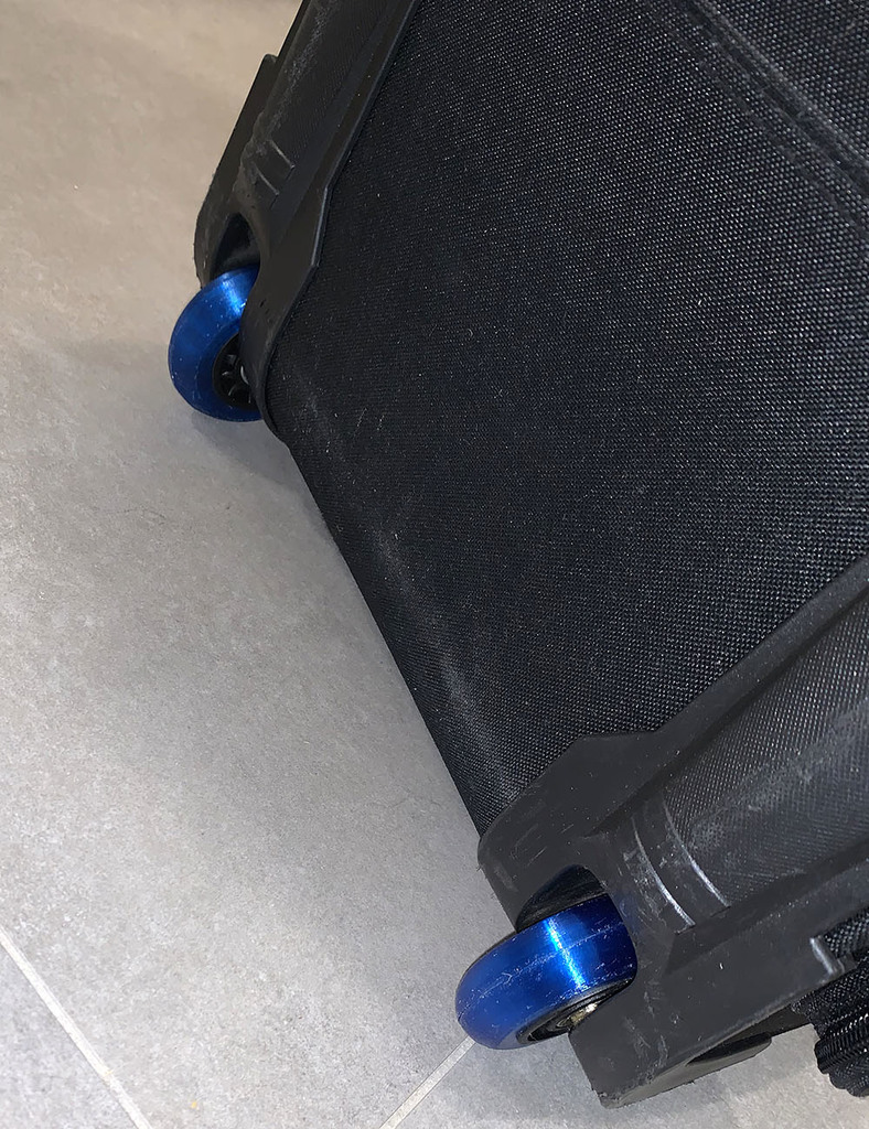 Replacement wheel / tire for "Deluxury" rolling luggage trolley