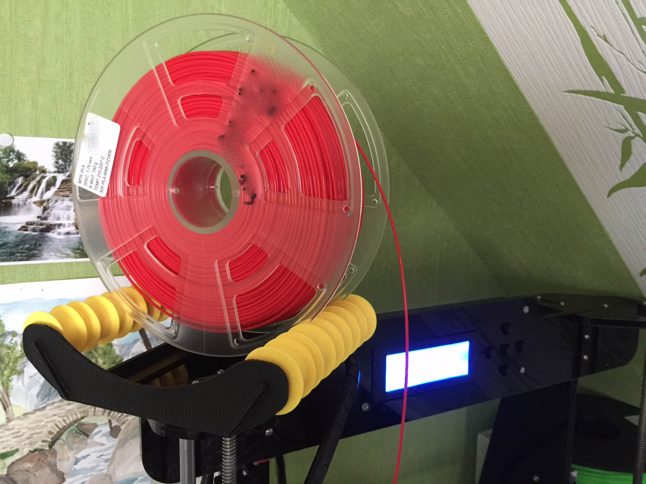 Universal filament spool holder ( dévidoir support universel pour bobine )