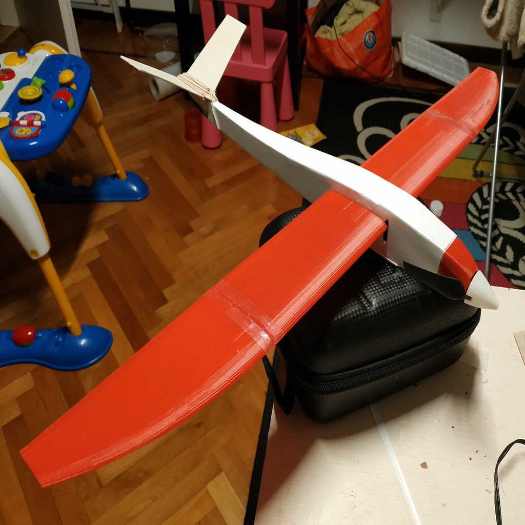 RC Crobe micro-glider (wings and motor mount)