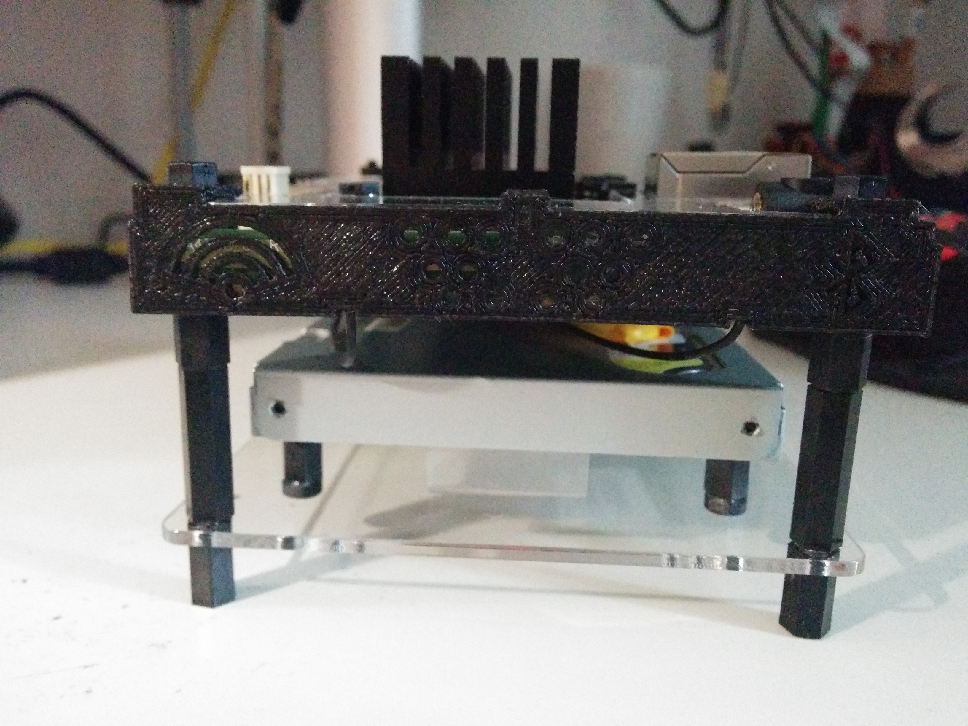UDOO x86 antenna mount