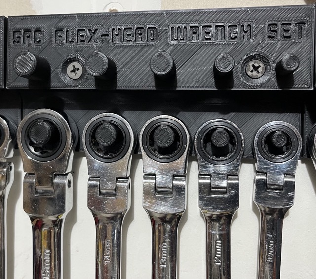 5 Piece Flex-Head Combination Ratcheting Wrench Set Holder (Metric & SAE)