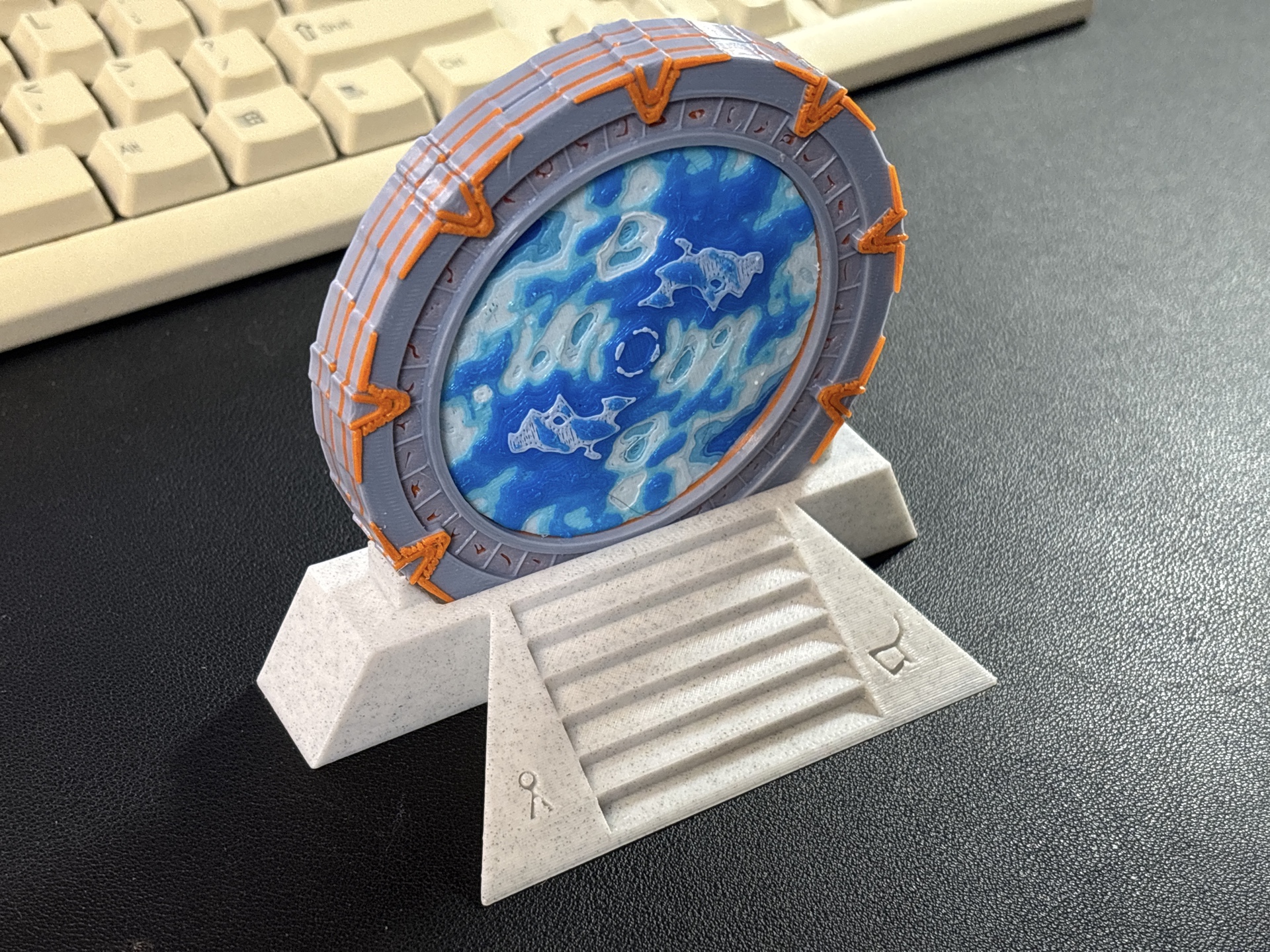 pedestal (parametric) for Stargate Multicolor Coaster by Kvant