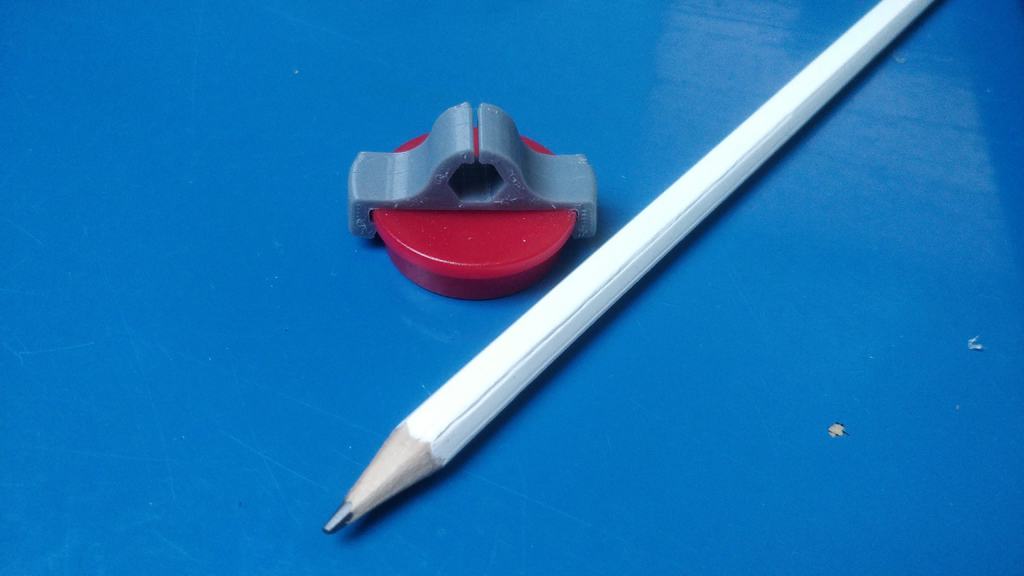 Magnet pencil clip