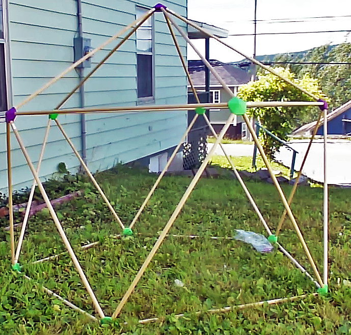 Customizable Icosahedron Connectors