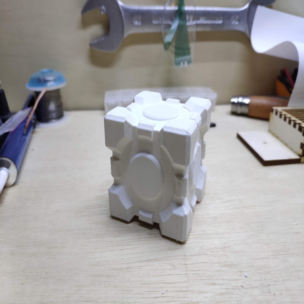 Aperture Science Weighted Companion Cube (storage box)