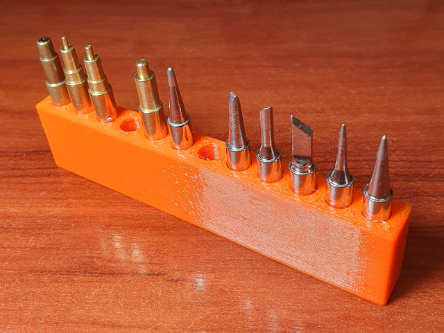 Universal Holder in different sizes