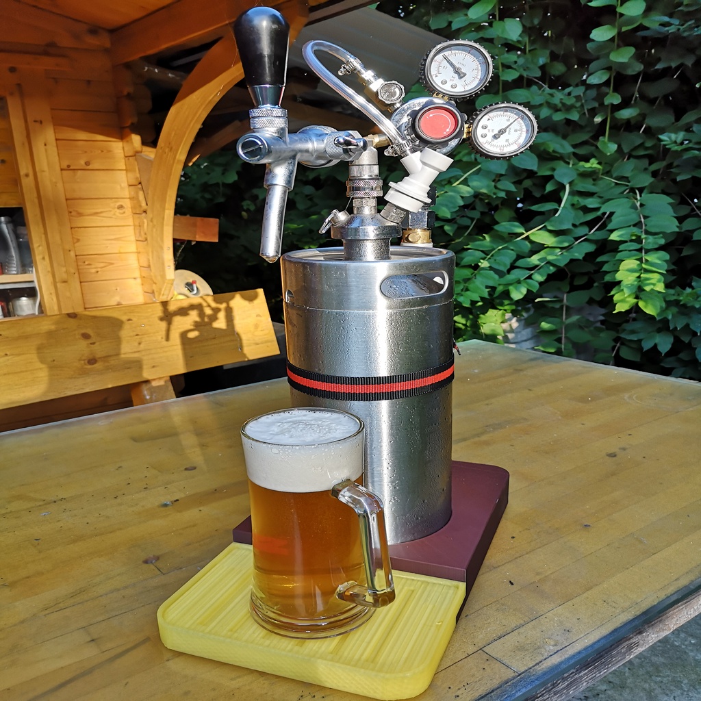Mini Keg Stand - Kegerator Beer Dispensing