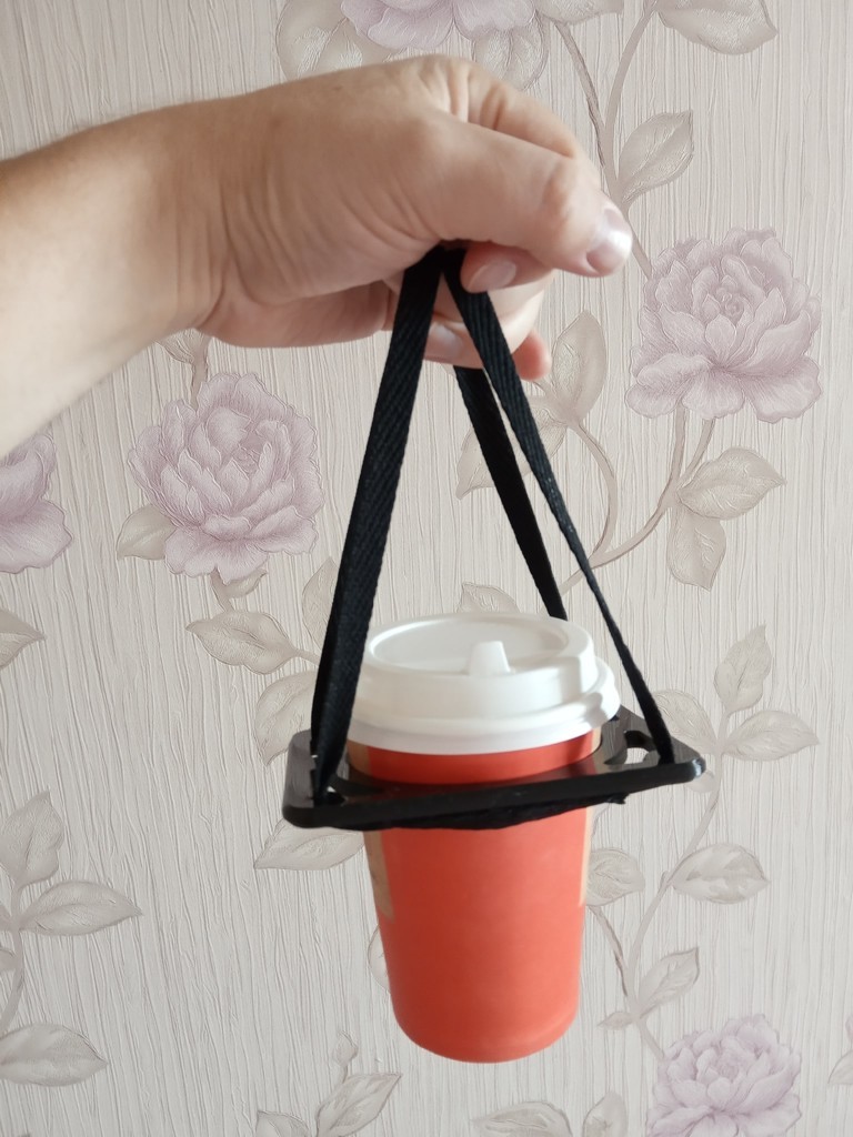 Cup holder with handles