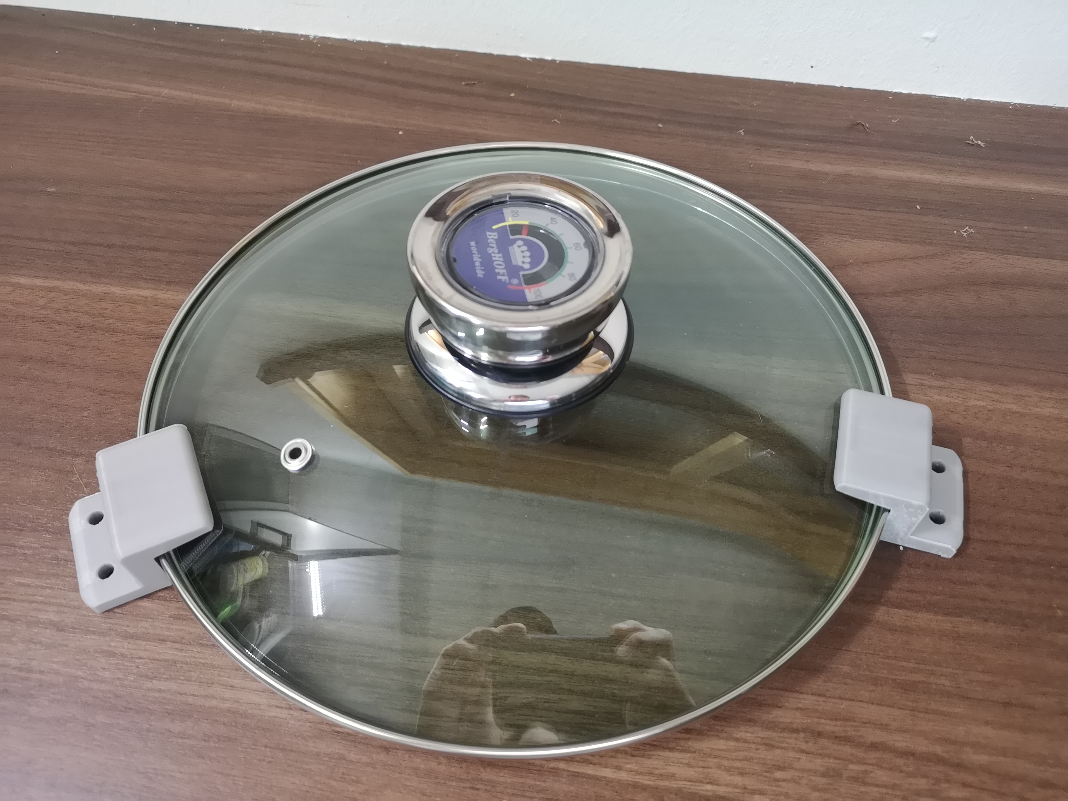 Variable pot lid holder / variabler Topfdeckel Halter