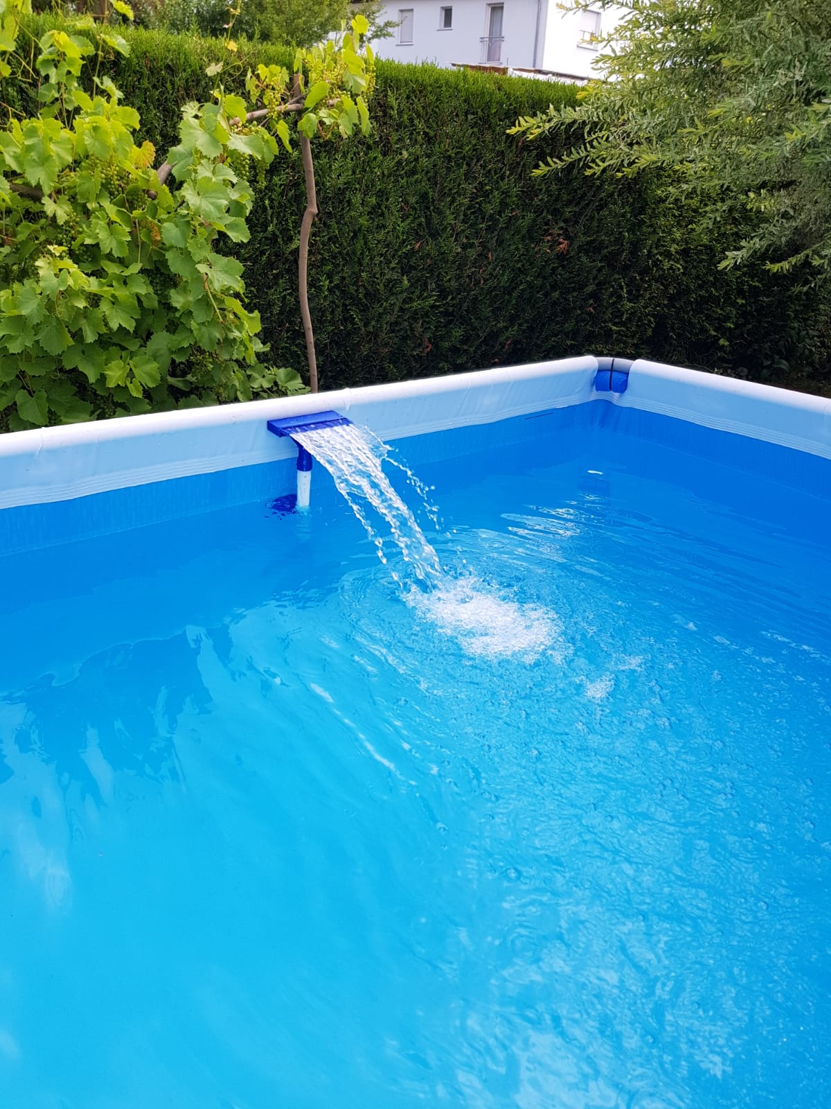 Bestway Pool Wasserfall