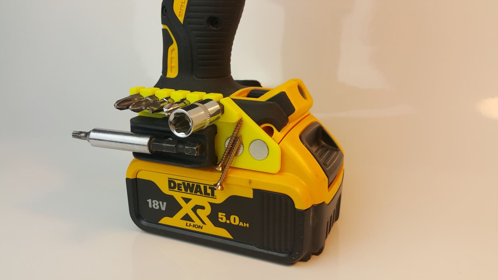 DeWalt bit holder adapter