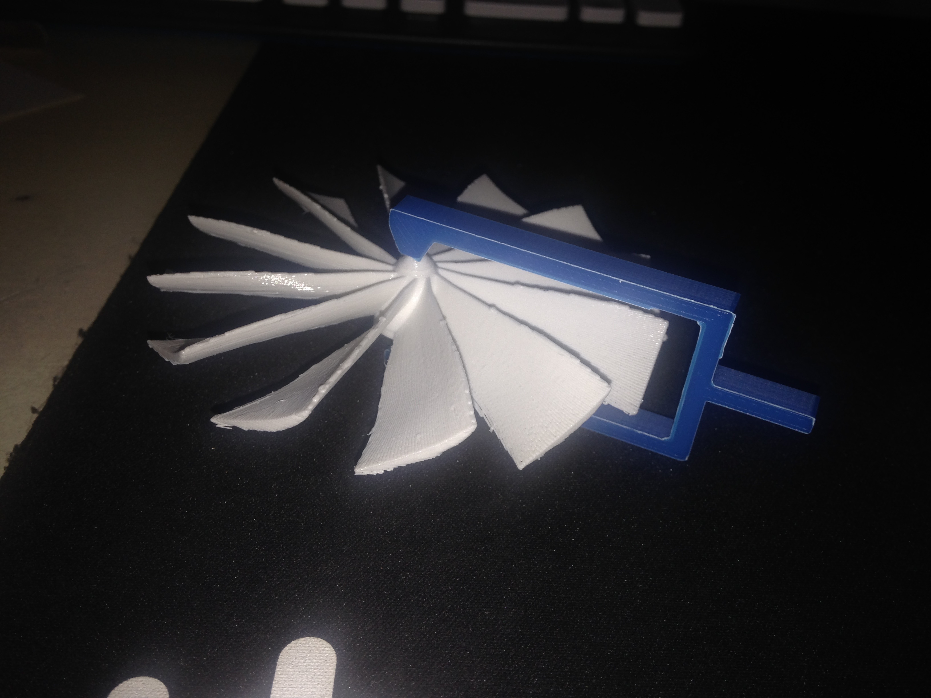 Ventilator blade