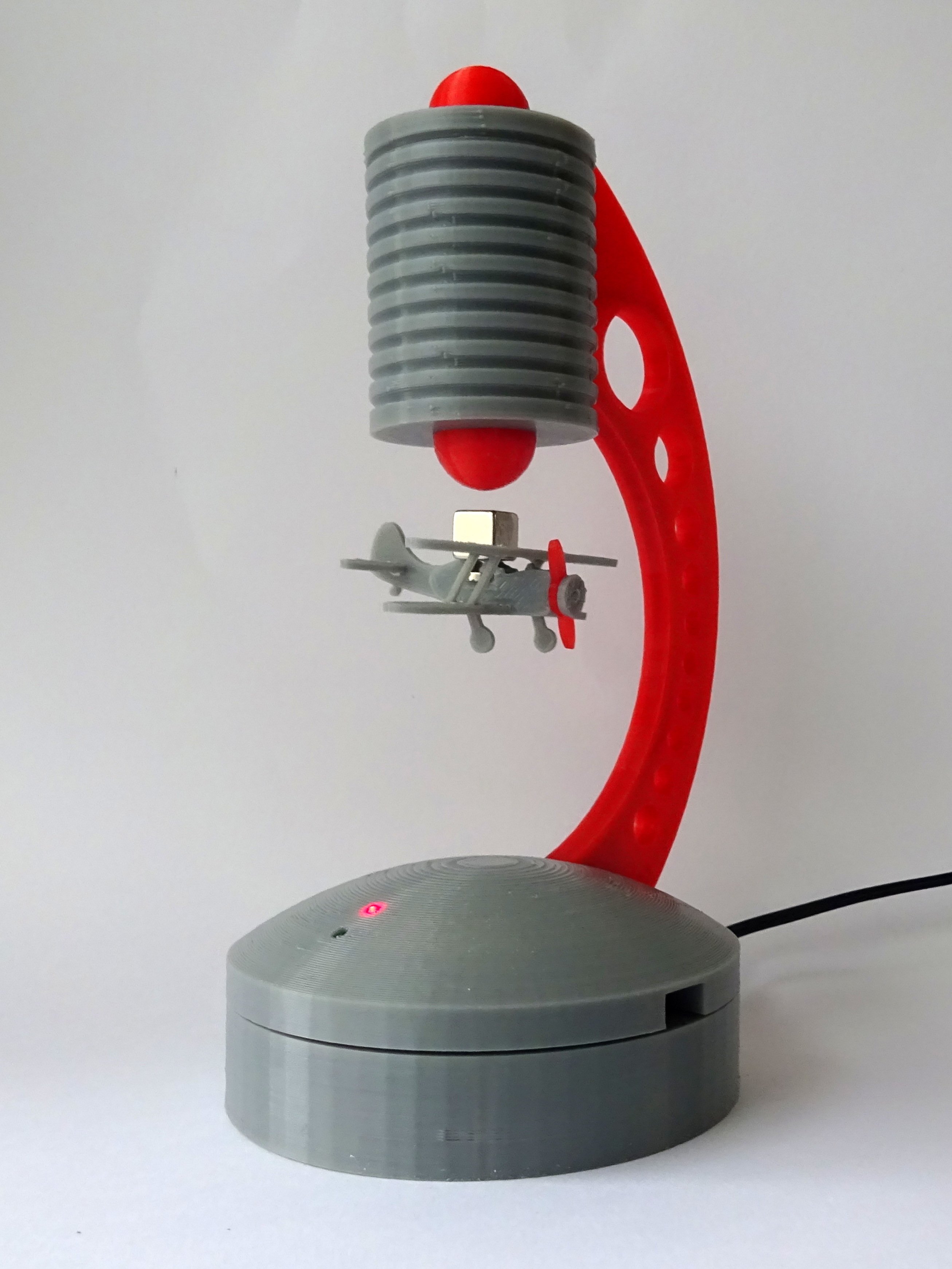 Levitating BiPlane (smaller) for Levitator