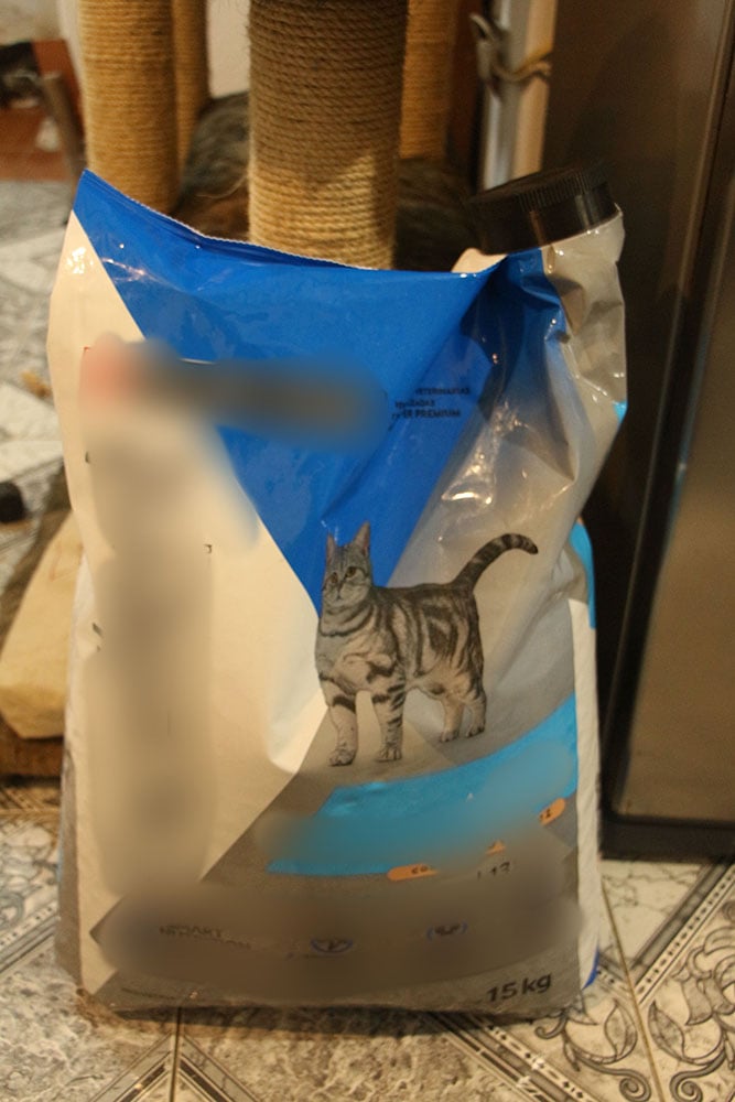 Plastic bag cap sealer