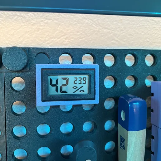 Hygrometer Threadboard Holder