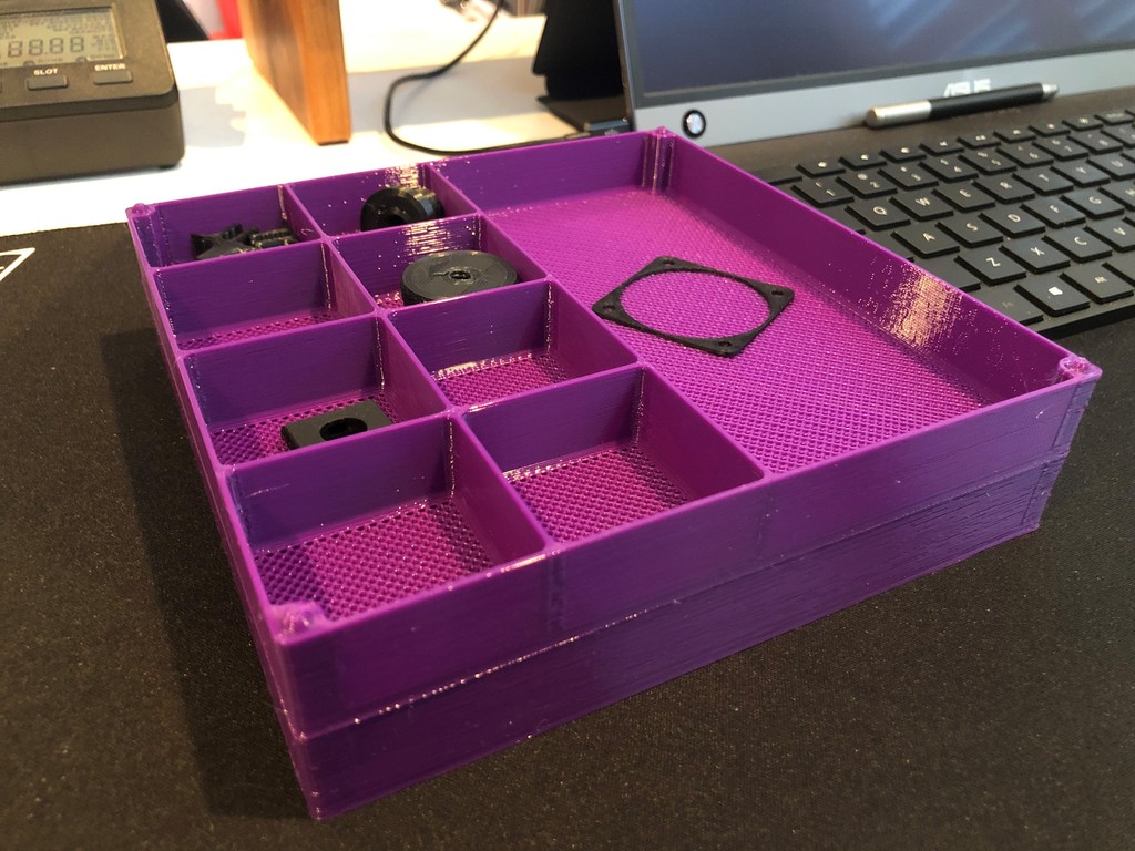 Stackable small parts tray