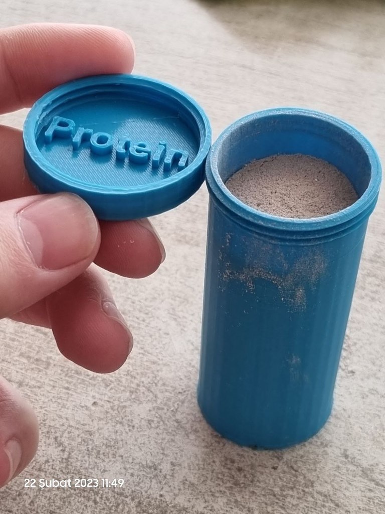 Cylindrical protein box