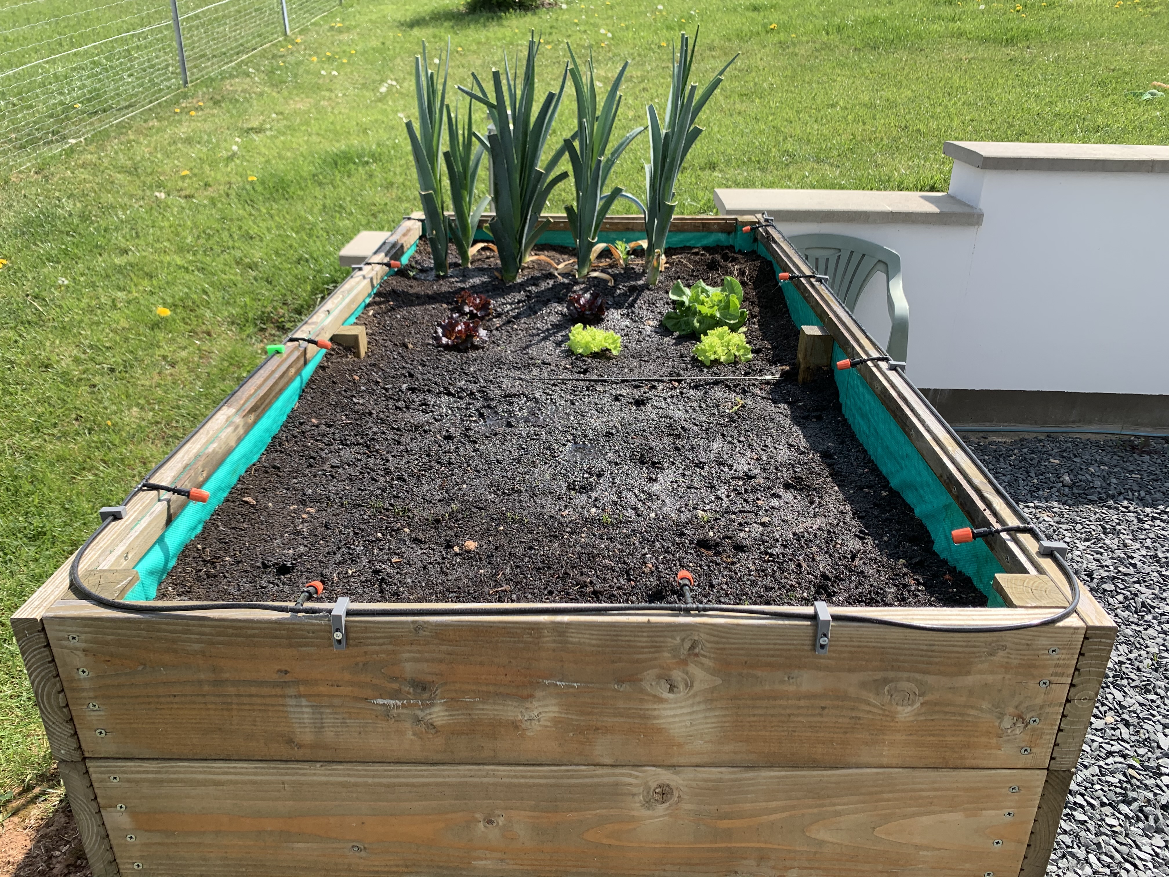 Watering Fixation for Raised Garden