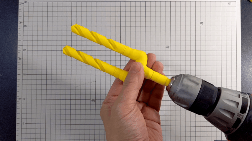 Miniatura 2 do modelo 3D Working Double Drill