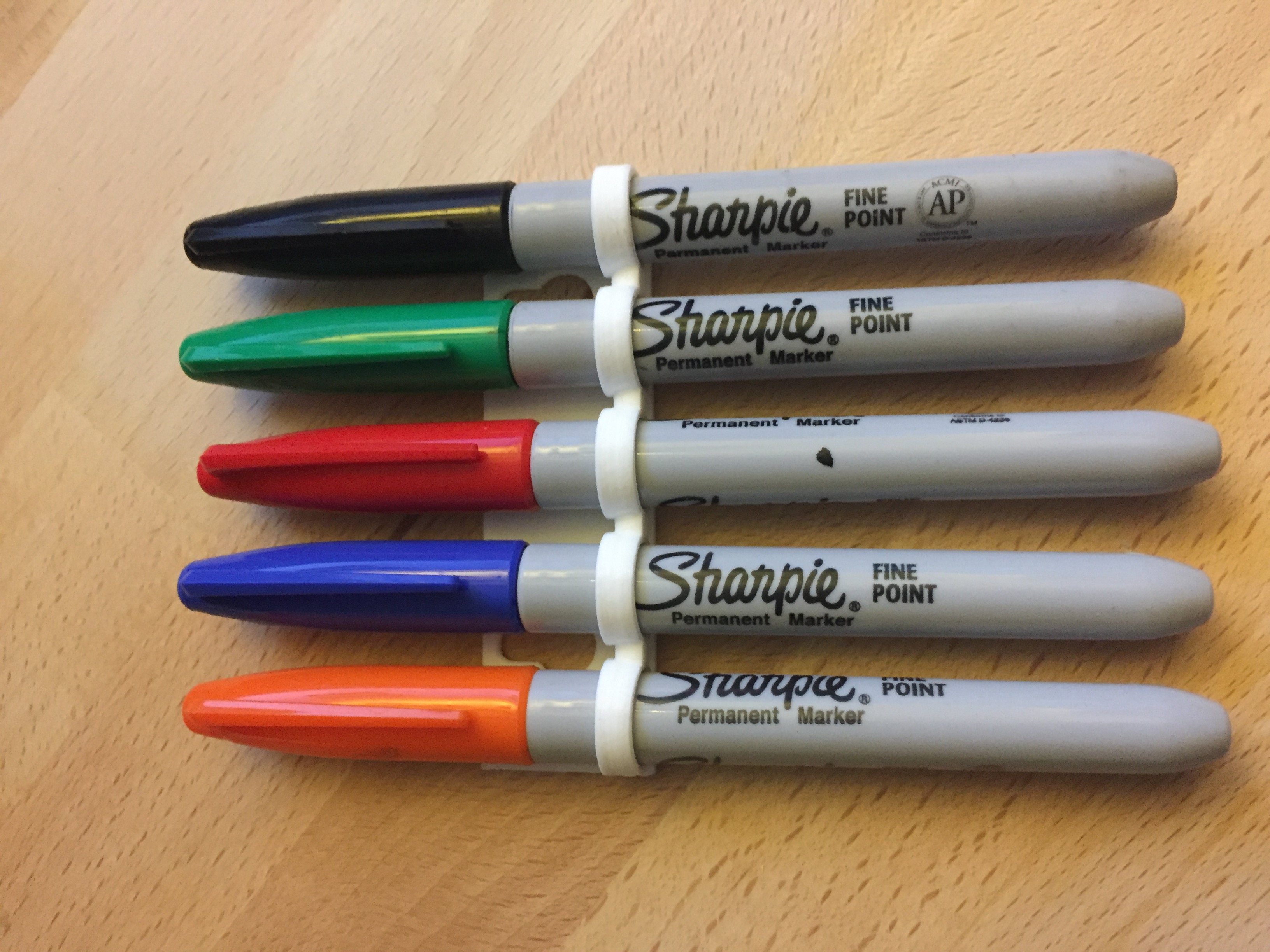simple sharpie holder wall mount