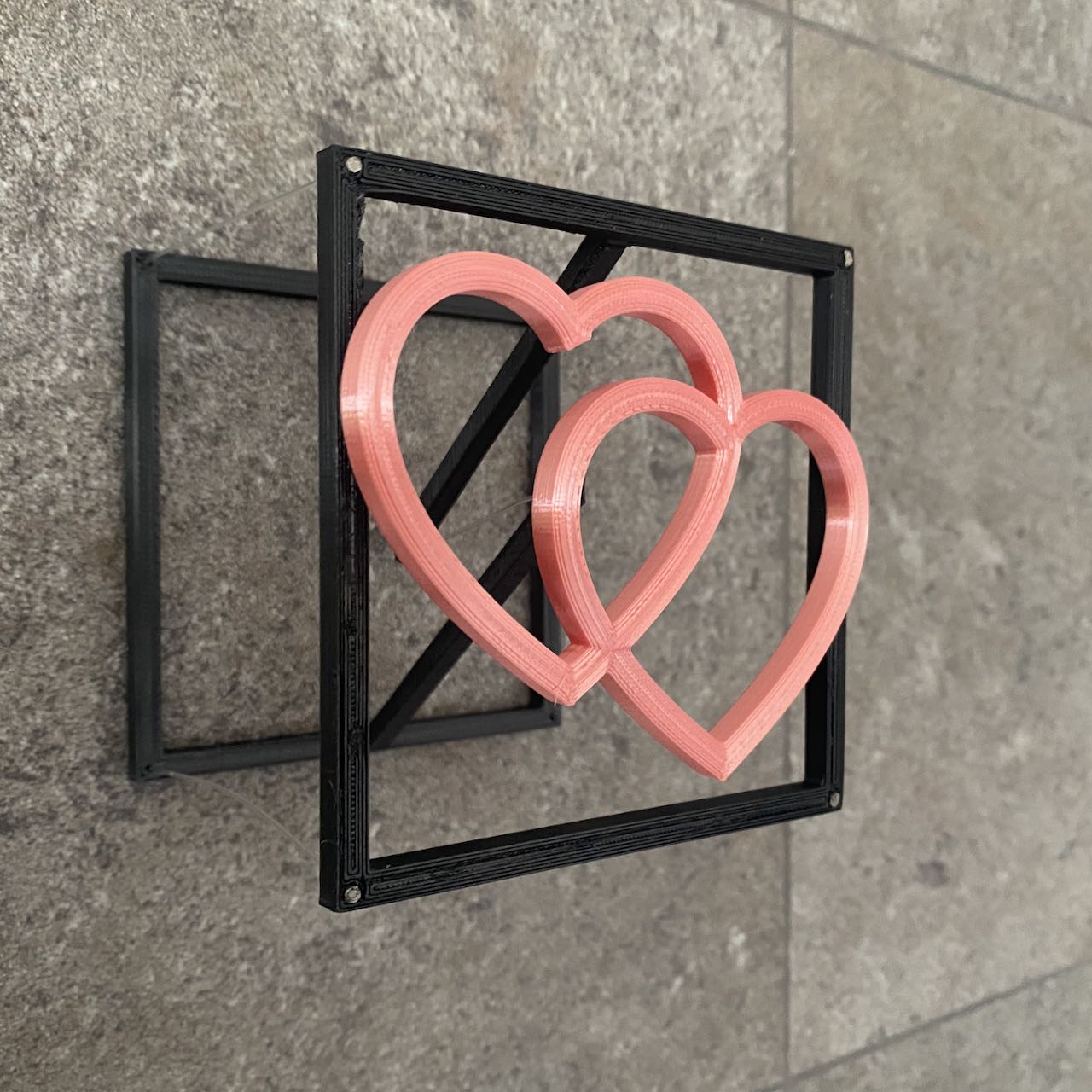 Tensegrity Frame for Wall Mounting
