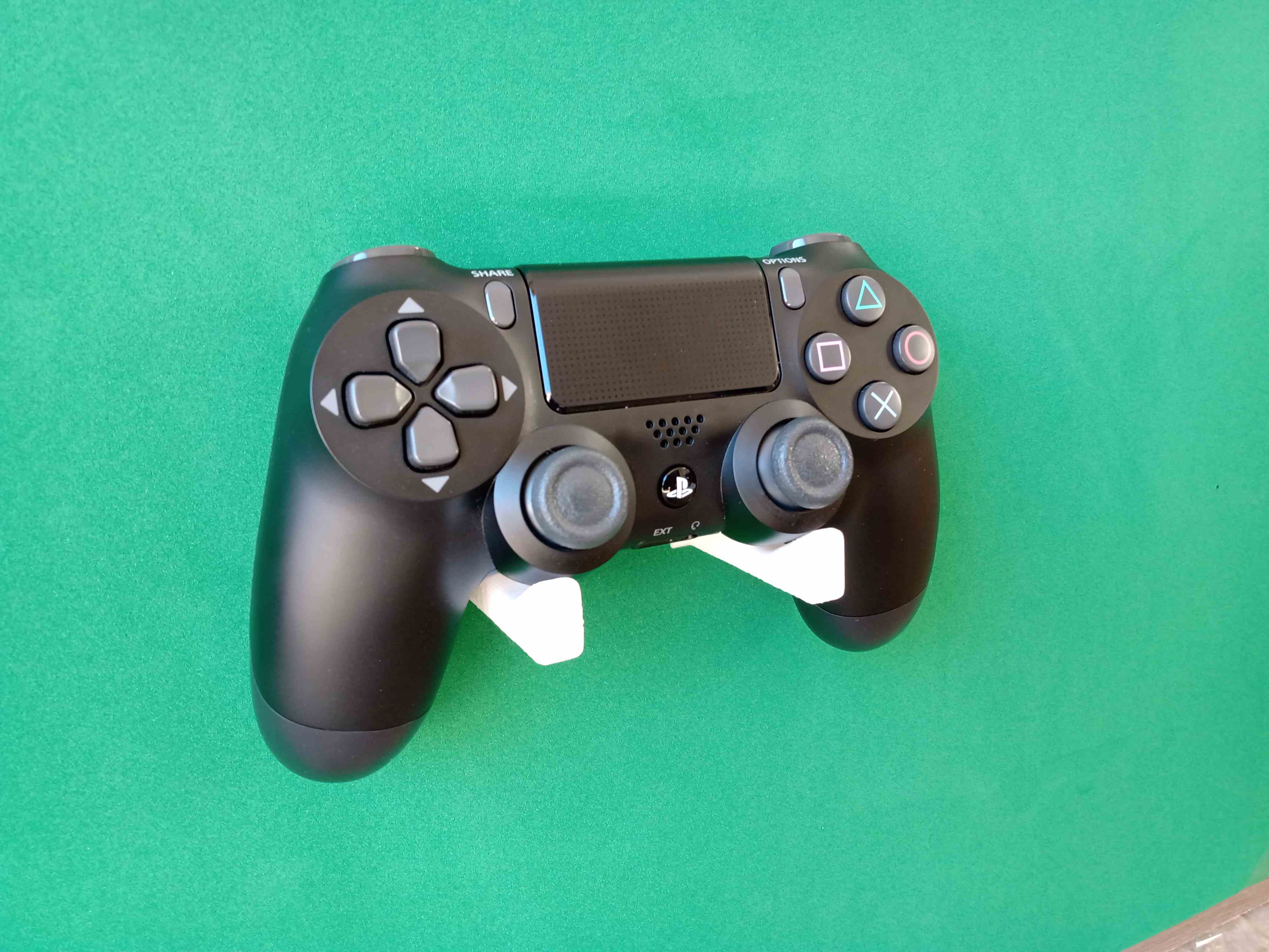 Universal Controller Mount - gamepad wall holder