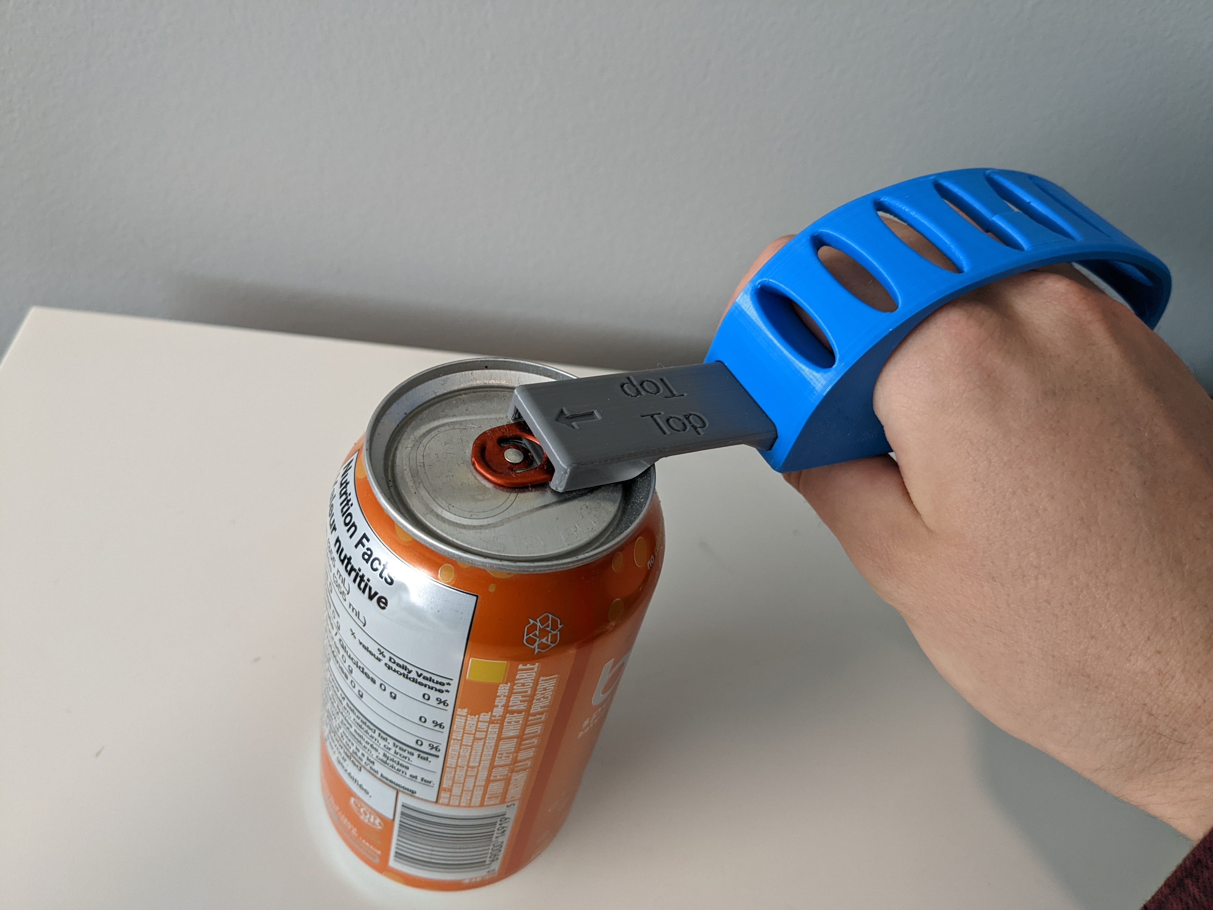 Customizable Beverage Can Opener