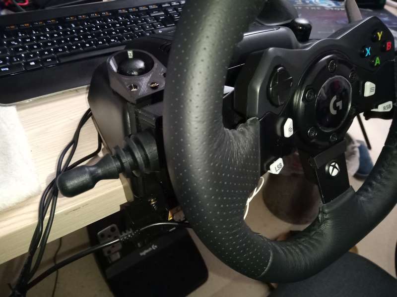 DIY turn signal for G27 / G29 / G920 steering wheel