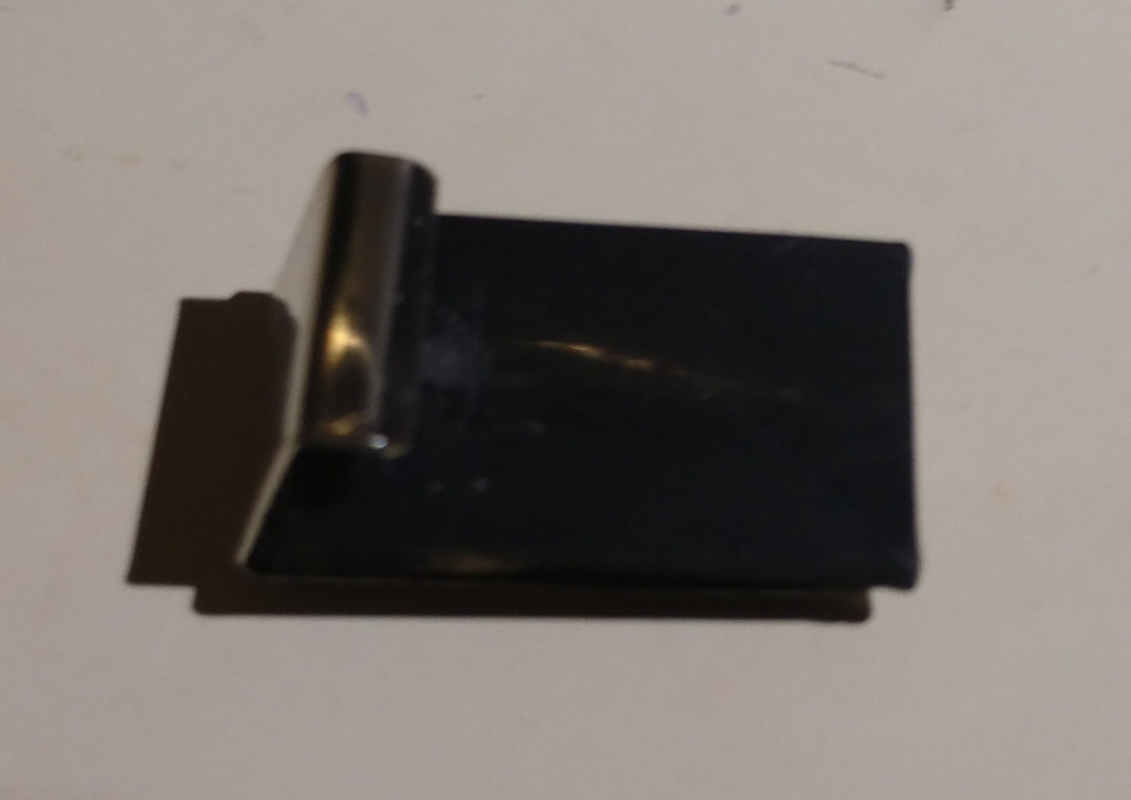 Swiss Clip (Metal clip) glass bed protection