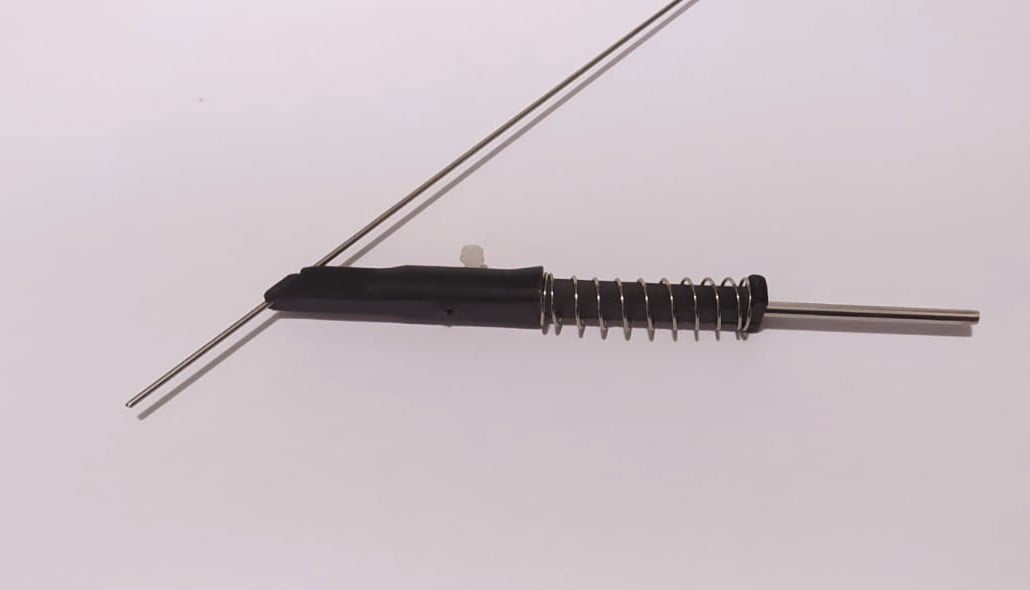 Tip holder for micromanipulator