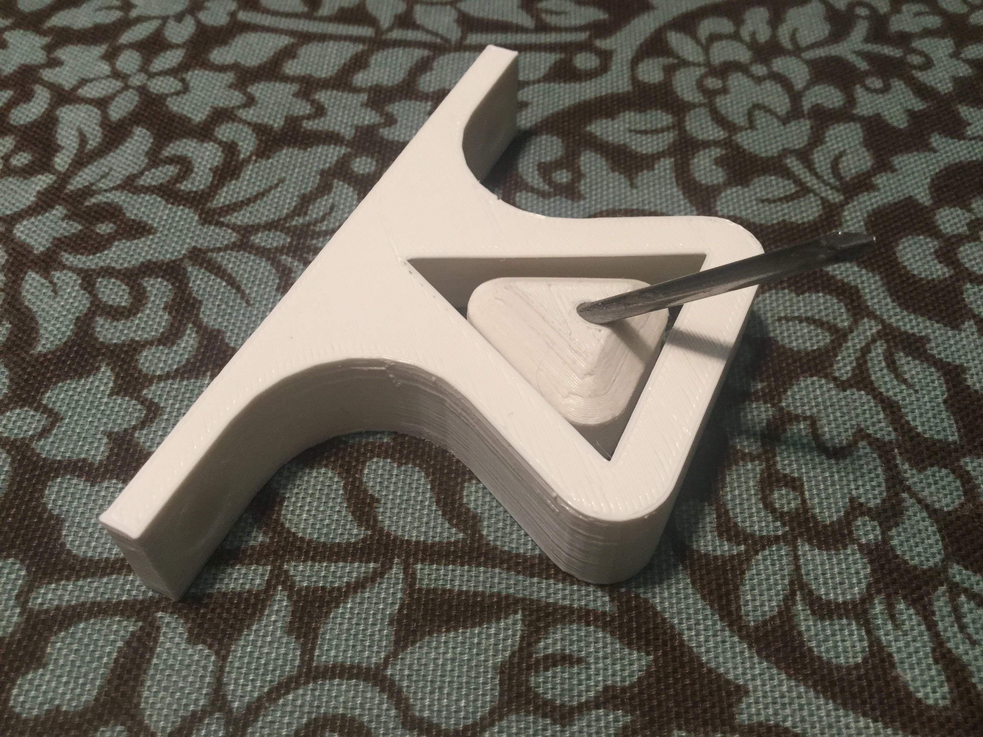 Canvas hanger