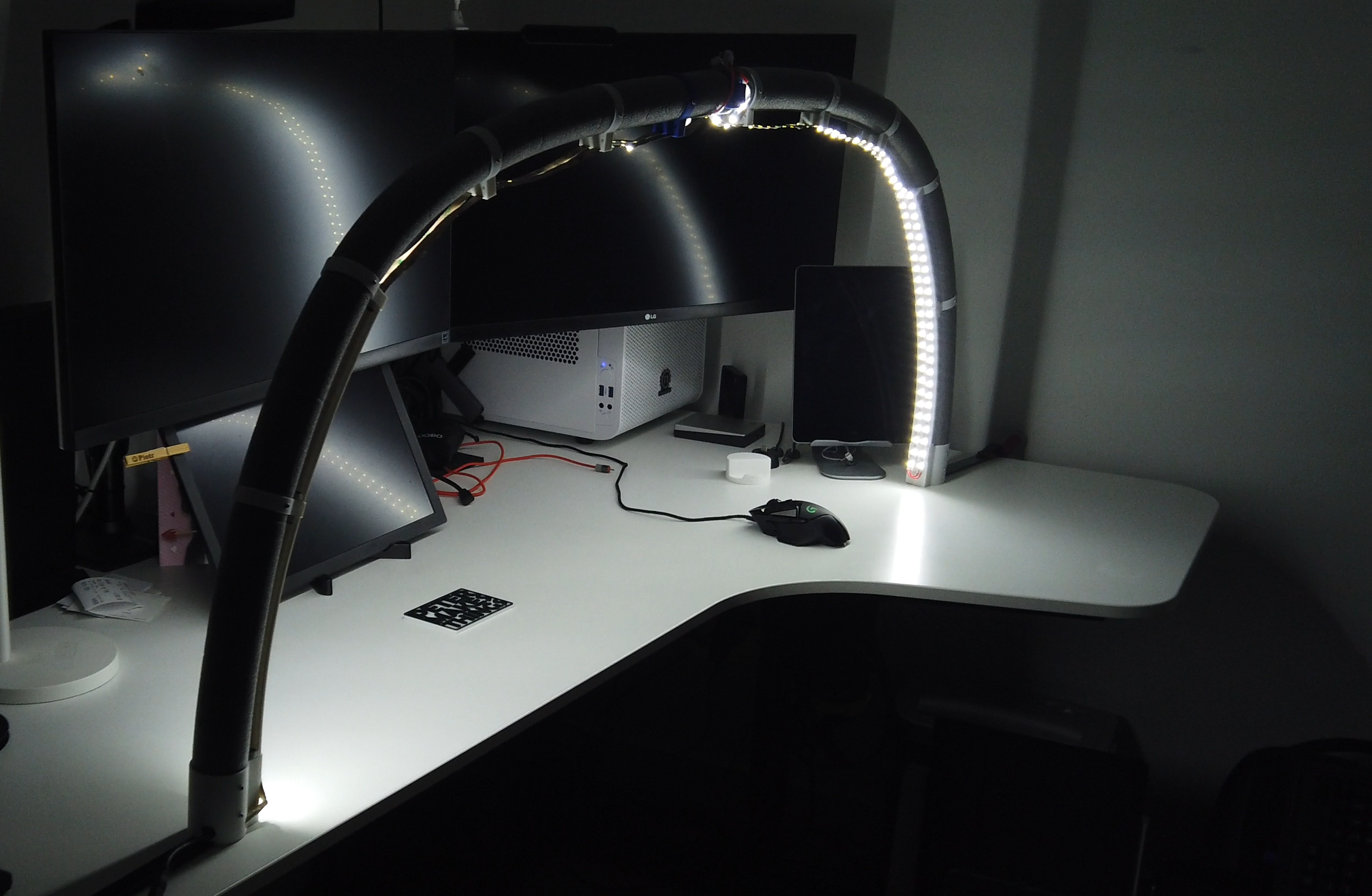 Workbench LED arc