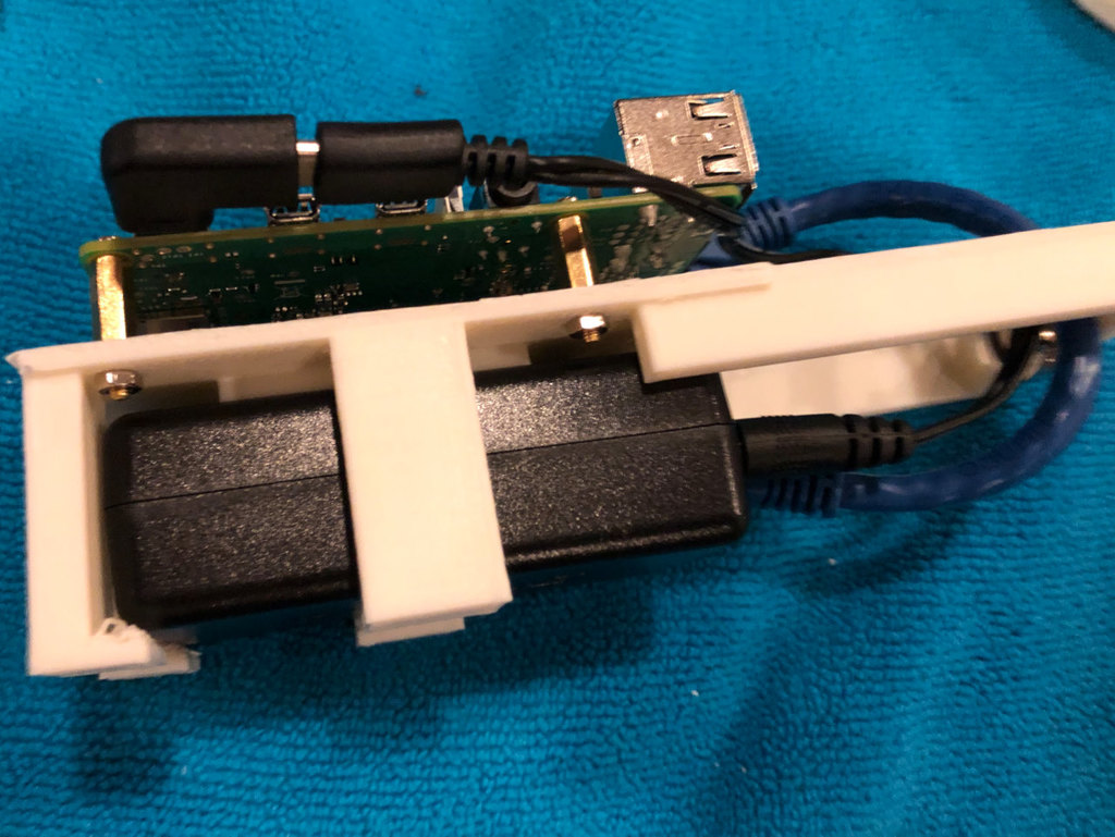 Raspberry PI POE Mount for UCTRONICS USB-C PoE Splitter
