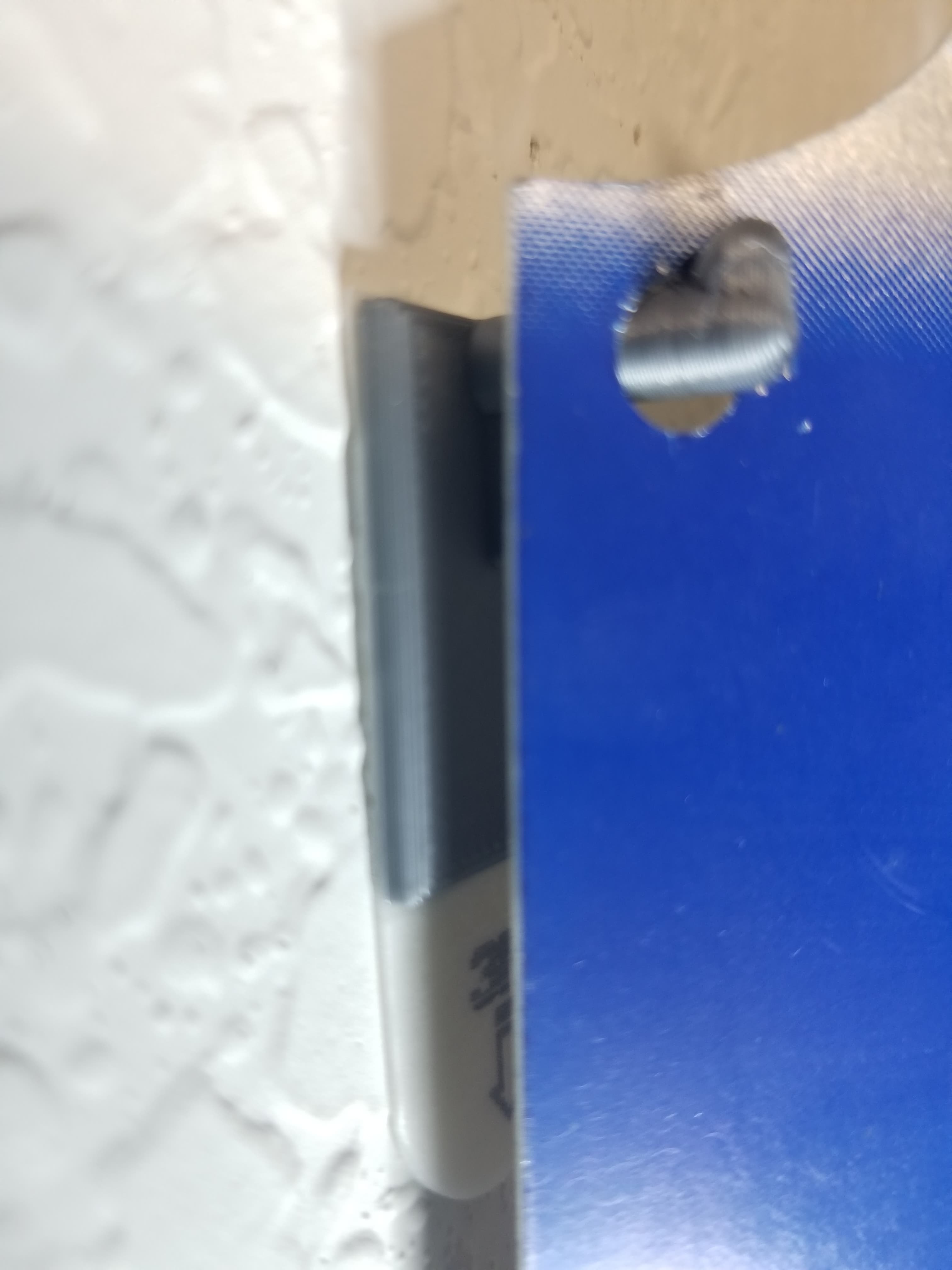 Small hook for hanging