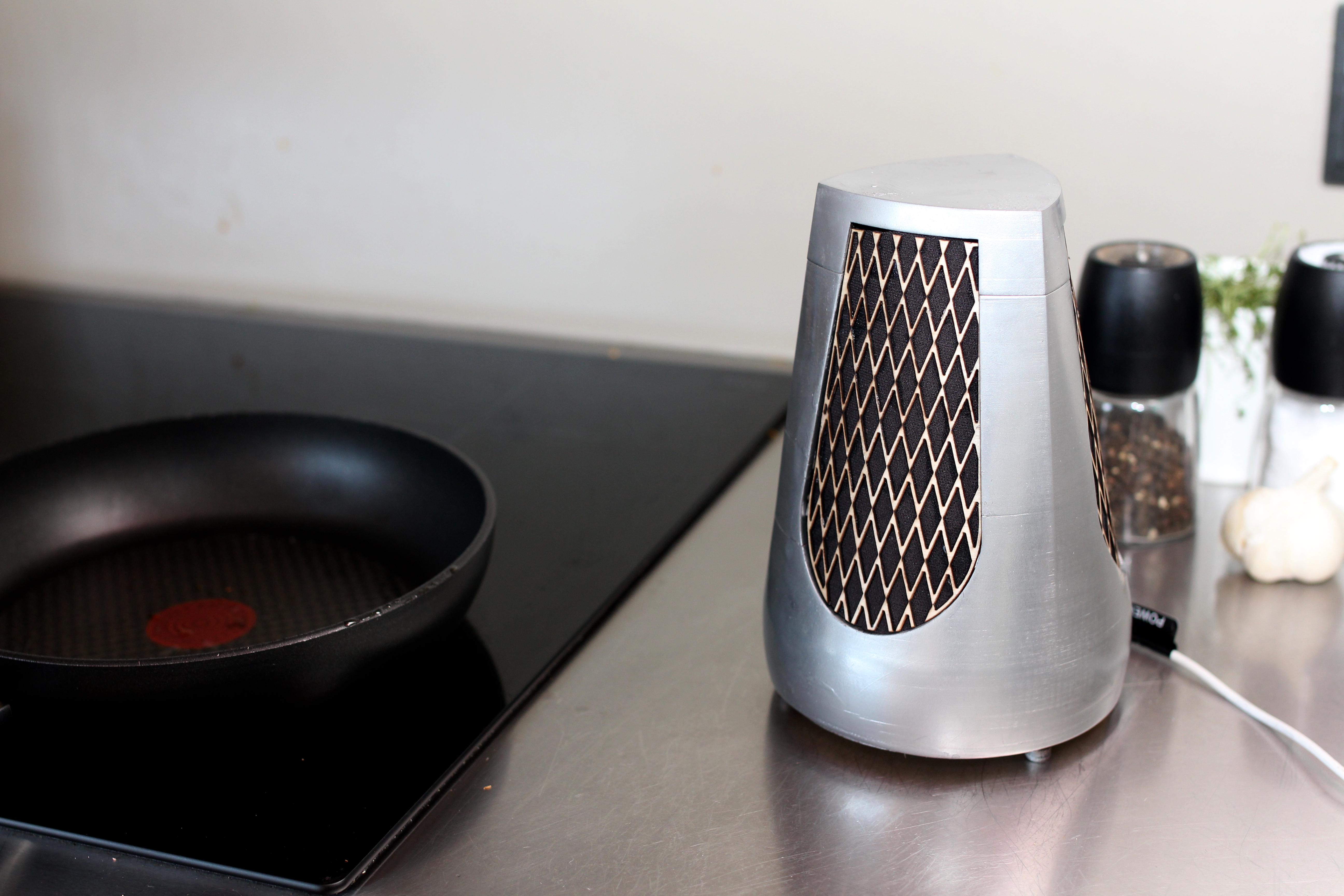 B&O Create speaker by Krukkerne