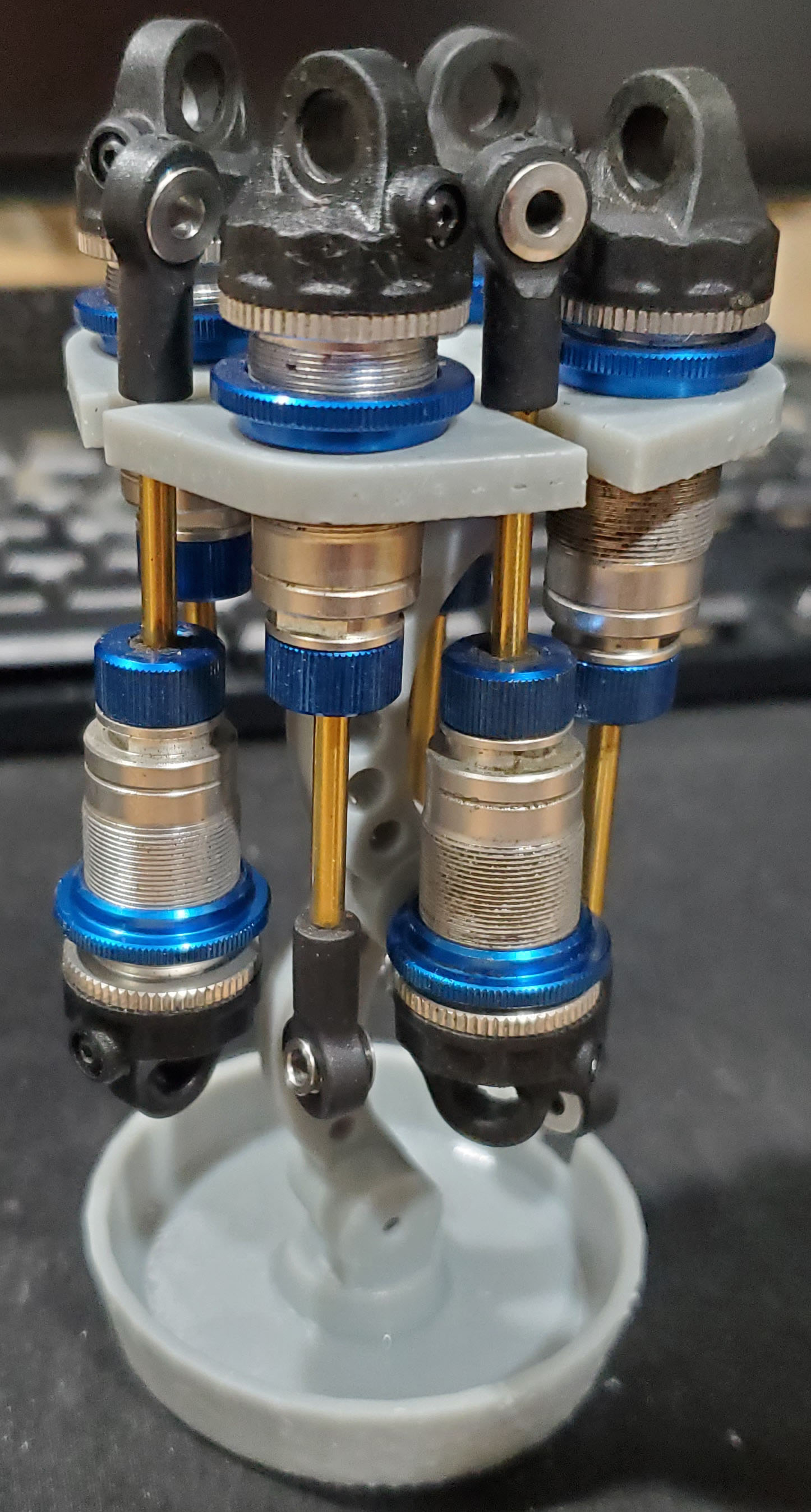 1/10th scale RC shock rebuild stand