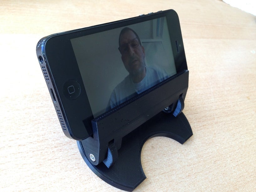 3D Printed Hands Free Phone Holder