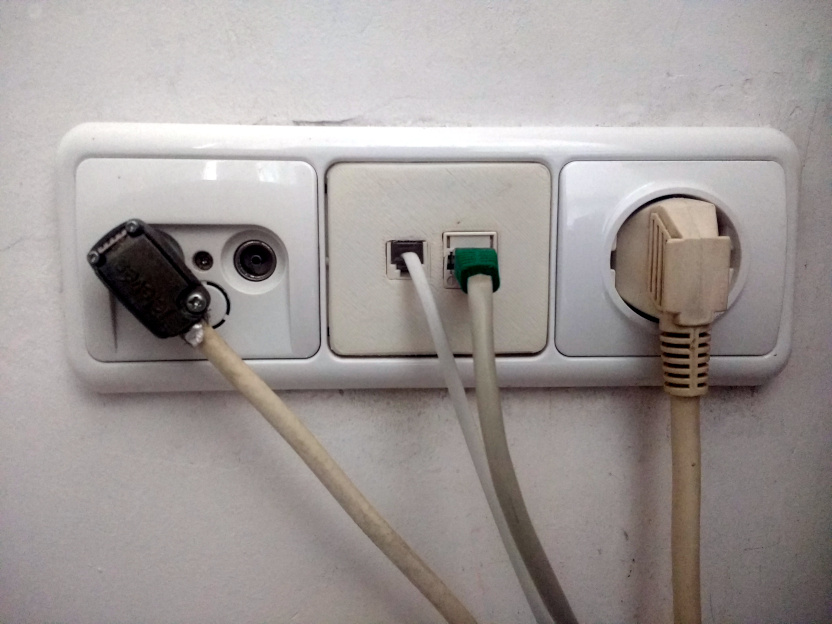 Customizable RJ11 RJ45 Wall socket cover / Placa para mecanismo RJ-11 y RJ-45 personalizable