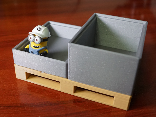 Container box 1/2, 80x60x20mm, V2, pallet compatible, stackable.
