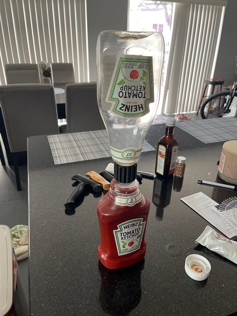 Heinz Ketchup Bottle Coupler