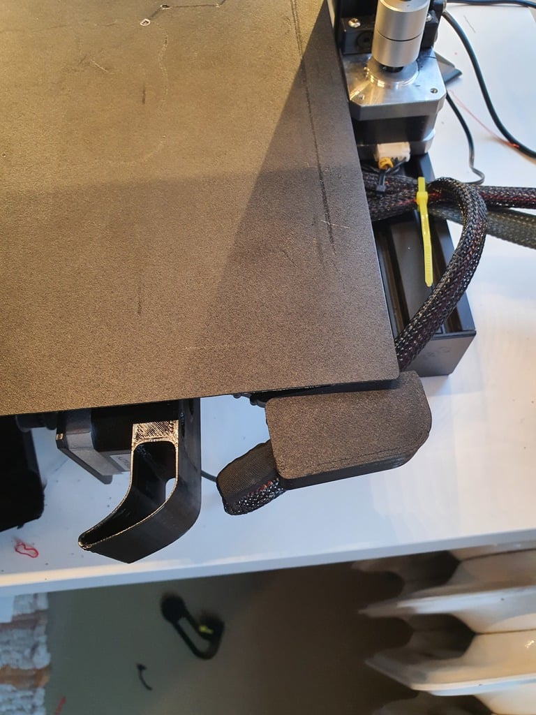 Ender 3 (Pro) 90° Heated Bed Cable Strain Relief