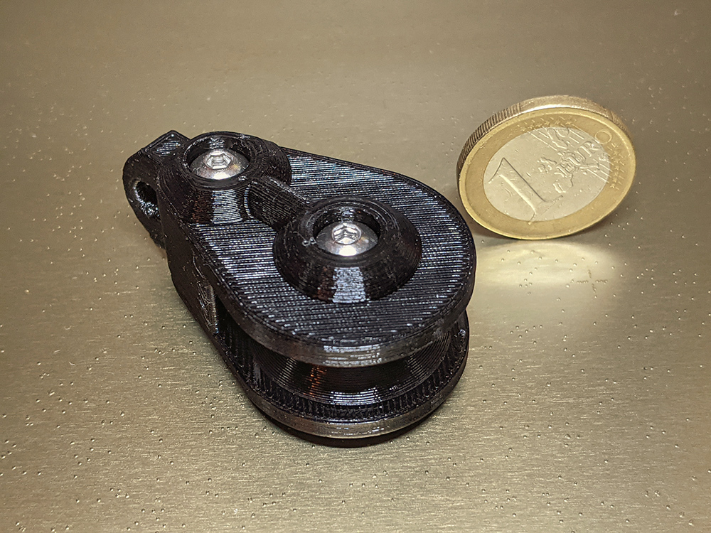Small, Strong, Easy-Print Pully