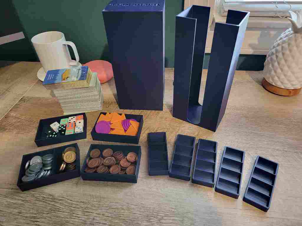 Machi Koro Case With Player Coin Holders