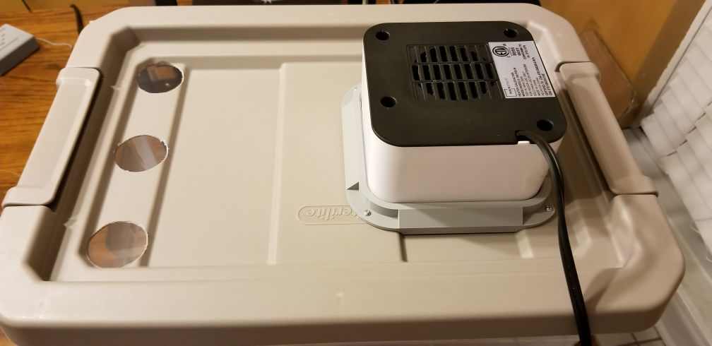 Large volume filament dehydrator