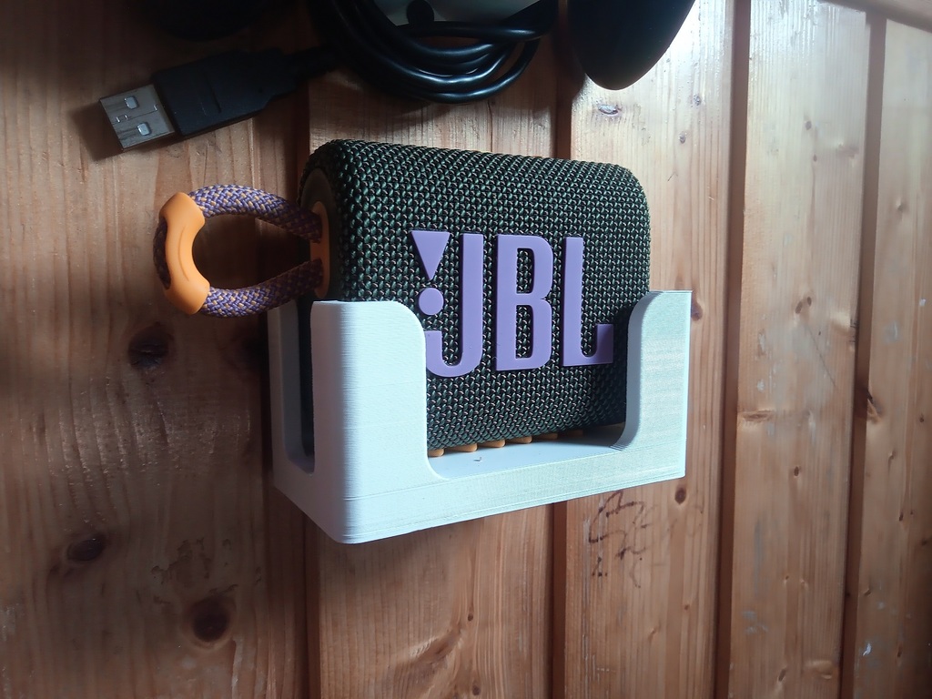 JBL GO 3 wall mount