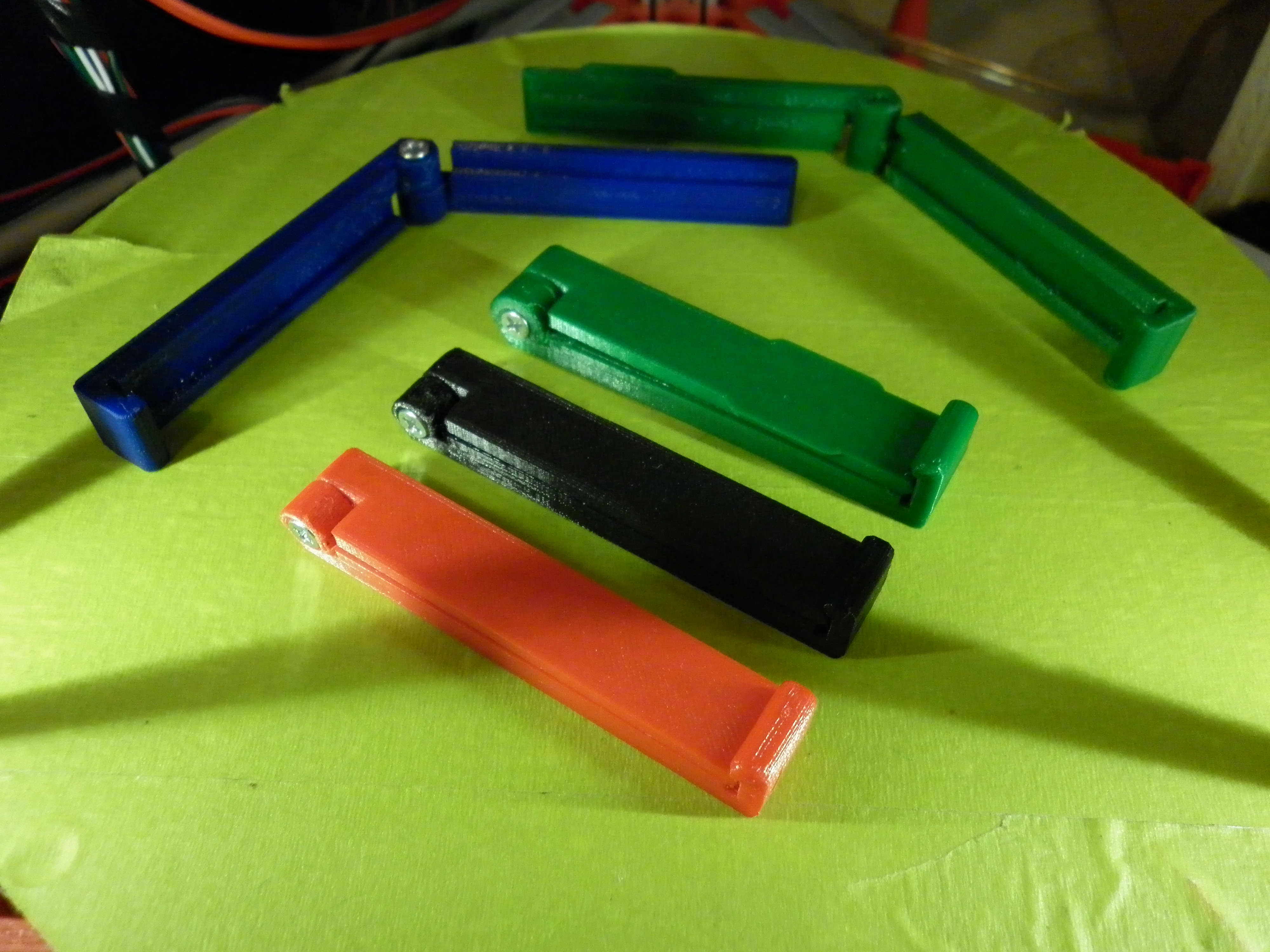 Parametric Precision Sealing Clip