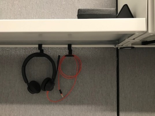 Headset Hanger for Office Cubical